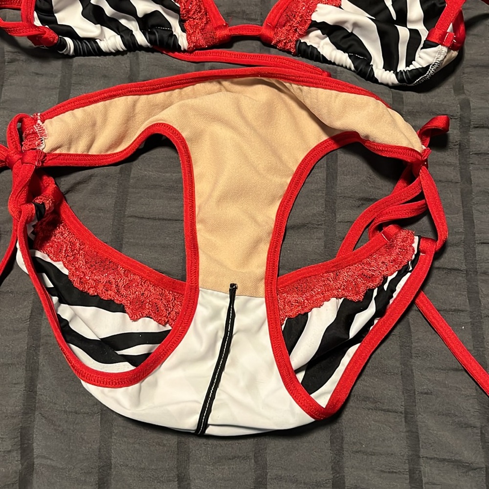 Chynna Dolls Red Zebra scrunch butt with side ties Bikini - Picture 4 of 6